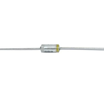 HQ     820pF 125V 0,5%
